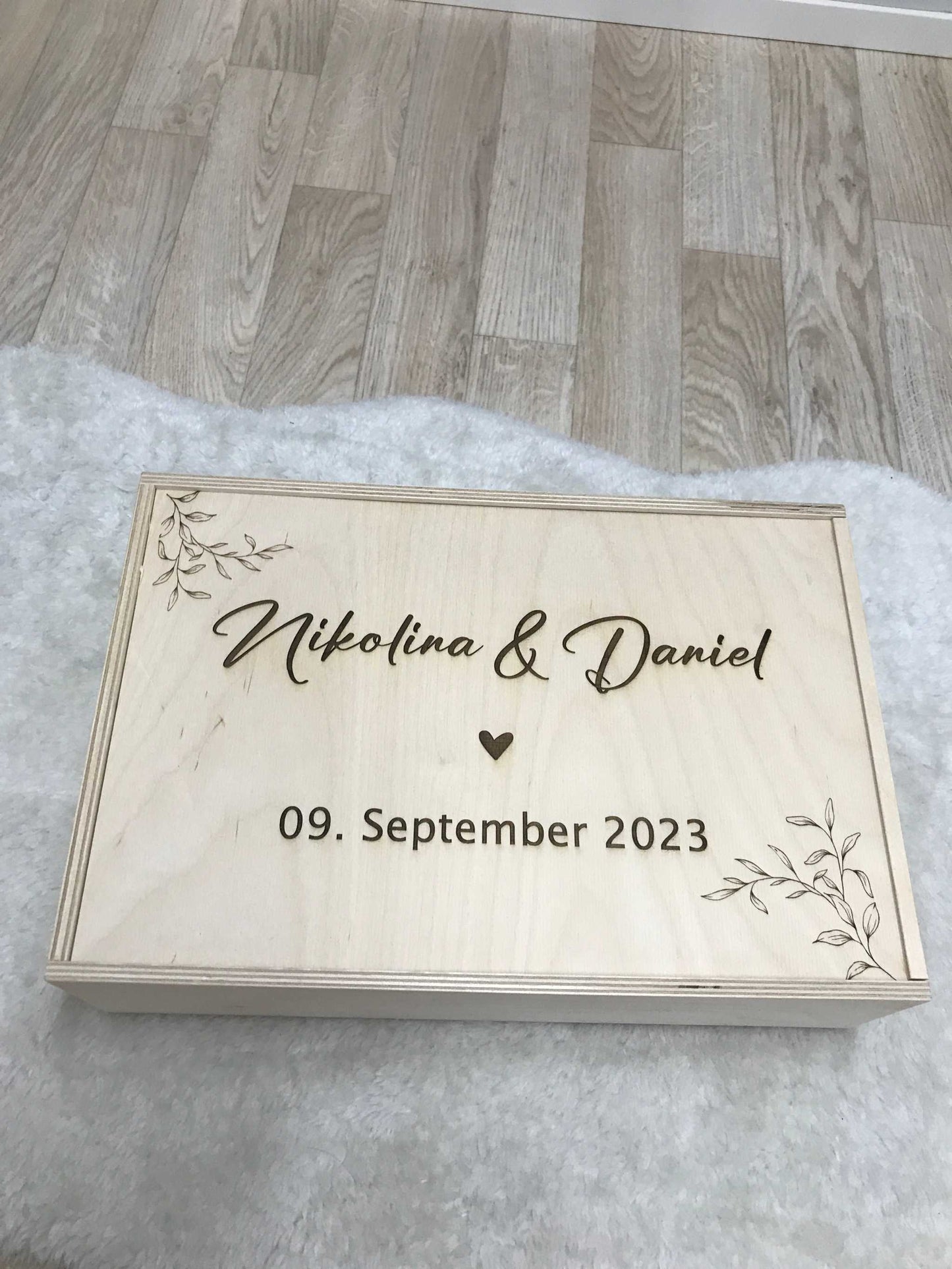 Personalisierte Erinnerungskiste für Hochzeiten
