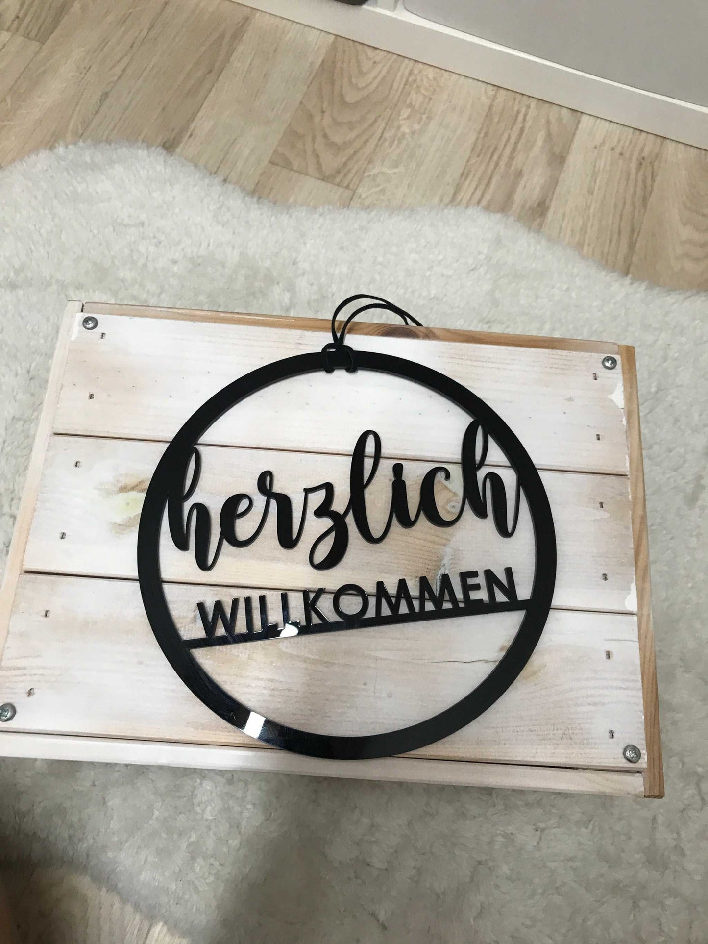 Türkranz aus Acryl "Herzlich Willkommen" – Stilvolle Begrüßung für Ihr Zuhause
