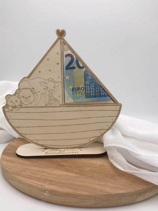 Geldgeschenk zur Taufe in Form eines Holzbootes, ideales Geschenk zur Kommunion oder Konfirmation.
