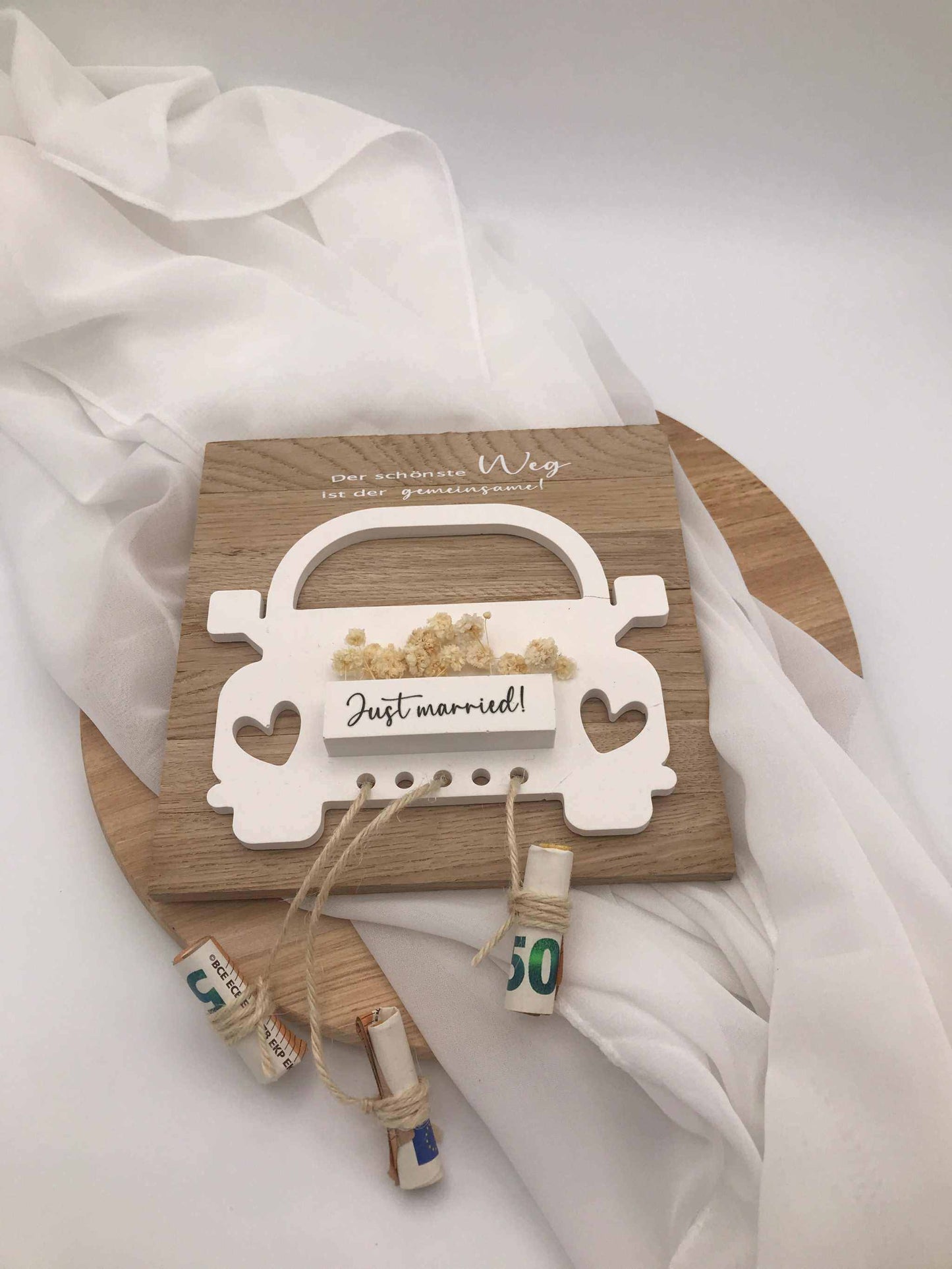 Hochzeit Geldgeschenk aus Raysin und Holz, personalisiertes Hochzeitsgeschenk.