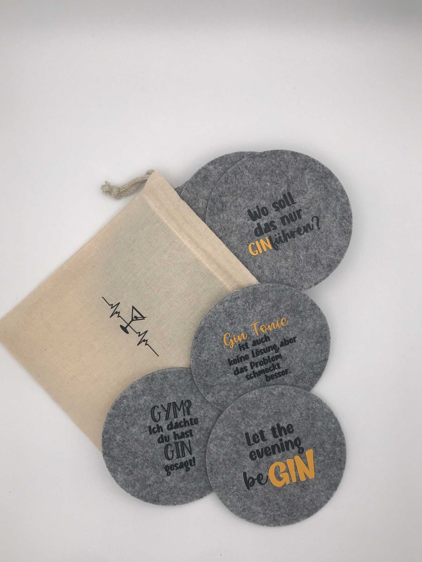 Filzuntersetzer mit Gin-Sprüchen in Grau, 11 cm Durchmesser, 3 mm dick, stilvolles Design für Mädelsabend und Partys.