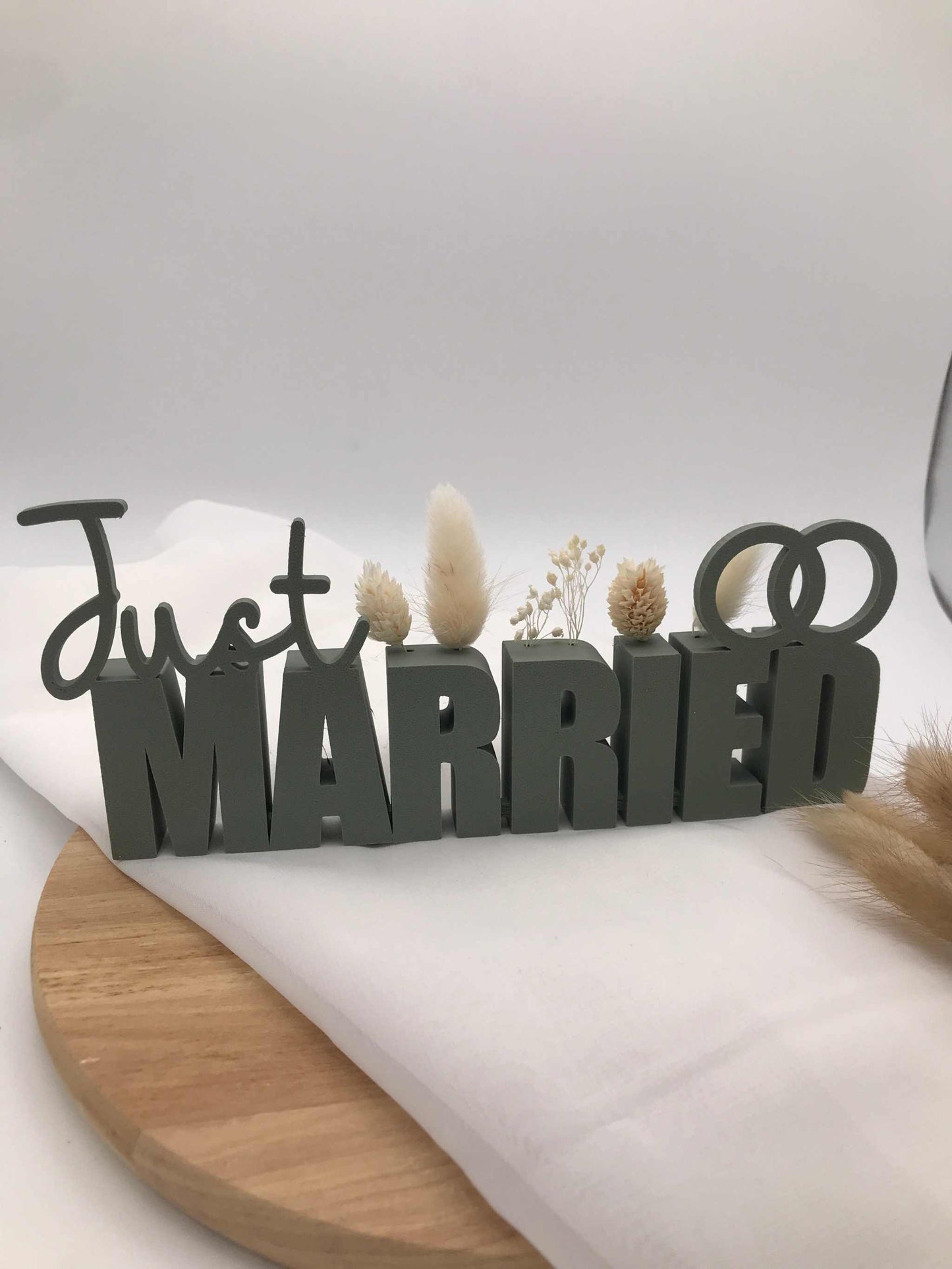 Tischaufsteller Just Married 3D Druck – Hochzeit Deko mit Trockenblumen – Verschiedene Farben