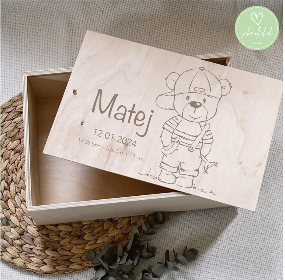 Personalisierte Holz-Erinnerungsbox für Babys; ideal zur Aufbewahrung besonderer Andenken, ca. 36x24x9 cm.