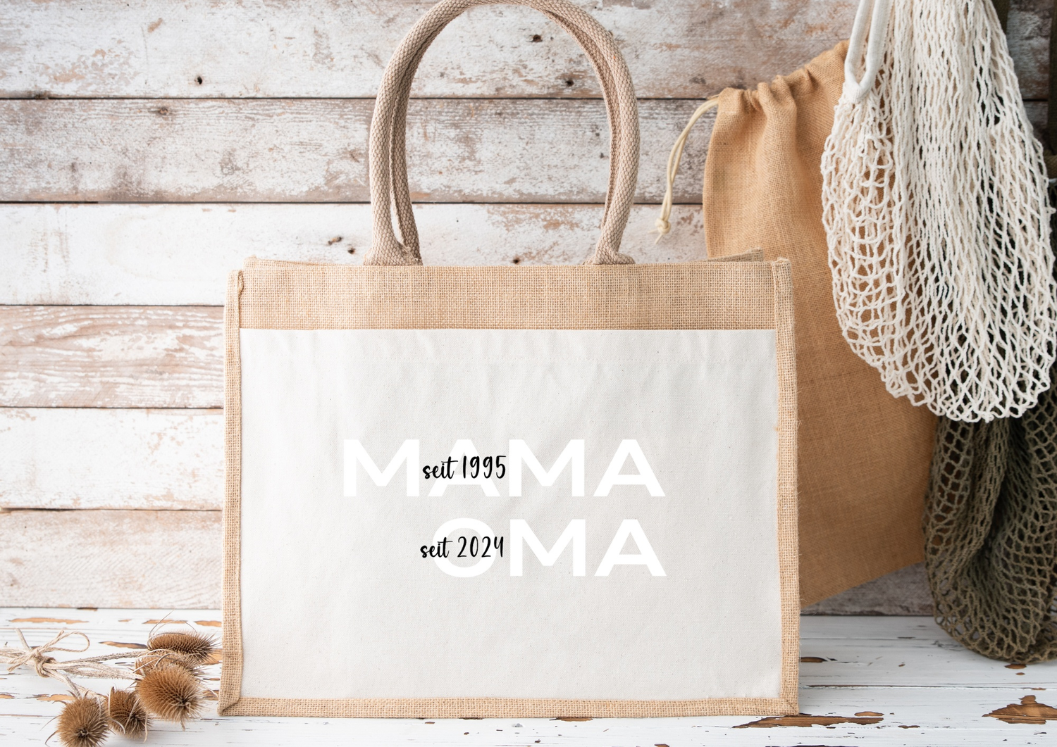 Personalisierte nachhaltige Jutetasche mit individuellem Design und viel Platz für Einkäufe