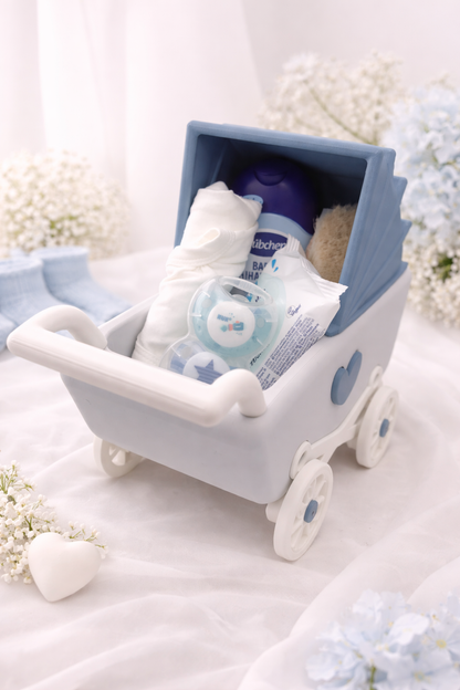 Kinderwagen Geschenkbox in Pastellfarben als stilvolles, individuelles Geschenk zur Geburt ungefüllt