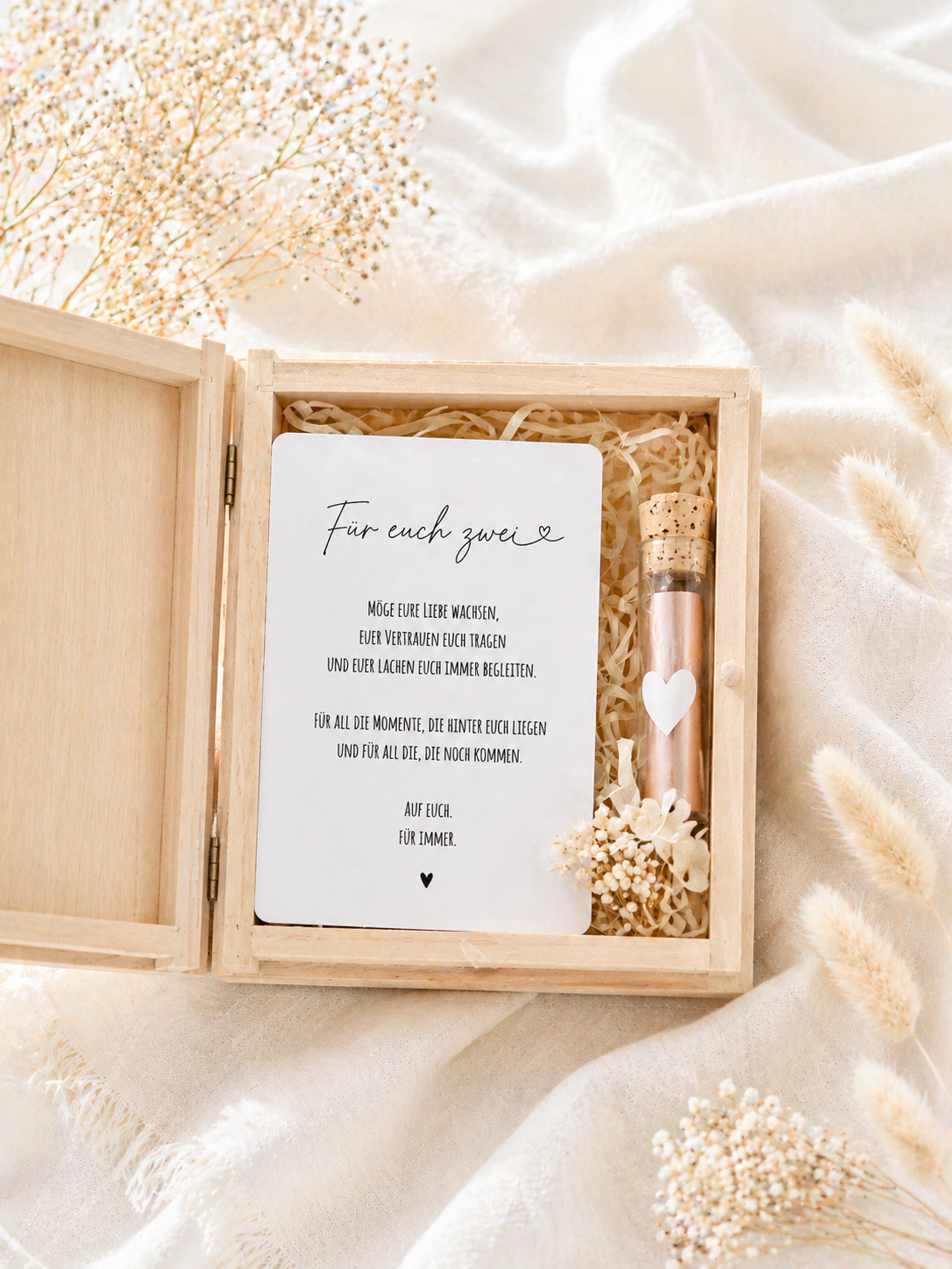 Personalisierte Geschenkbox Hochzeit aus Holz mit Gravur