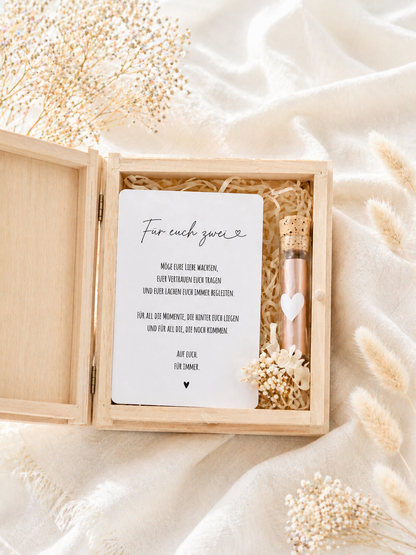 Personalisierte Geschenkbox Hochzeit aus Holz mit Gravur