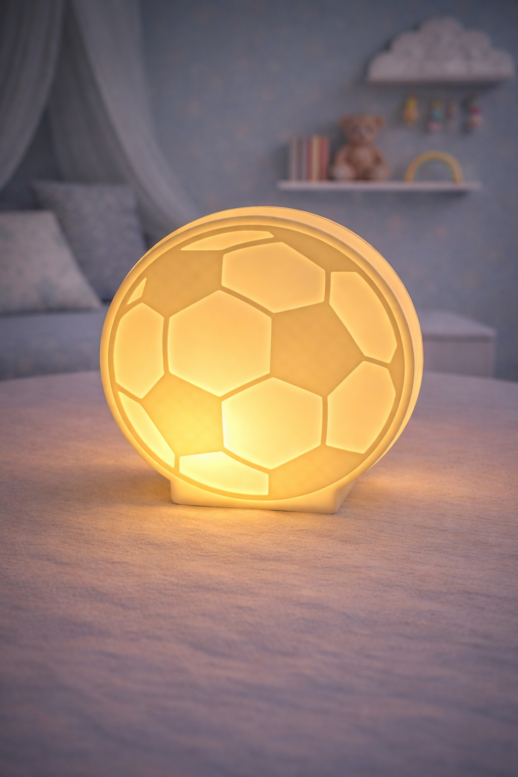 Fußball Nachtlicht aus PLA für Kinderzimmer mit sanftem Licht und Fußball-Design