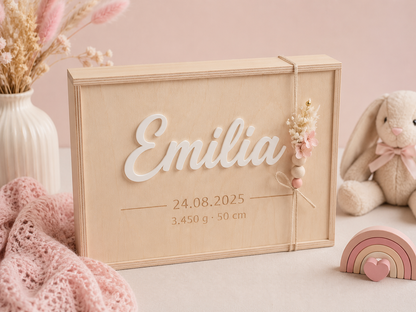 Holz-Erinnerungskiste mit 3D-Acrylnamen, Kordel und Perlen für Babymomente