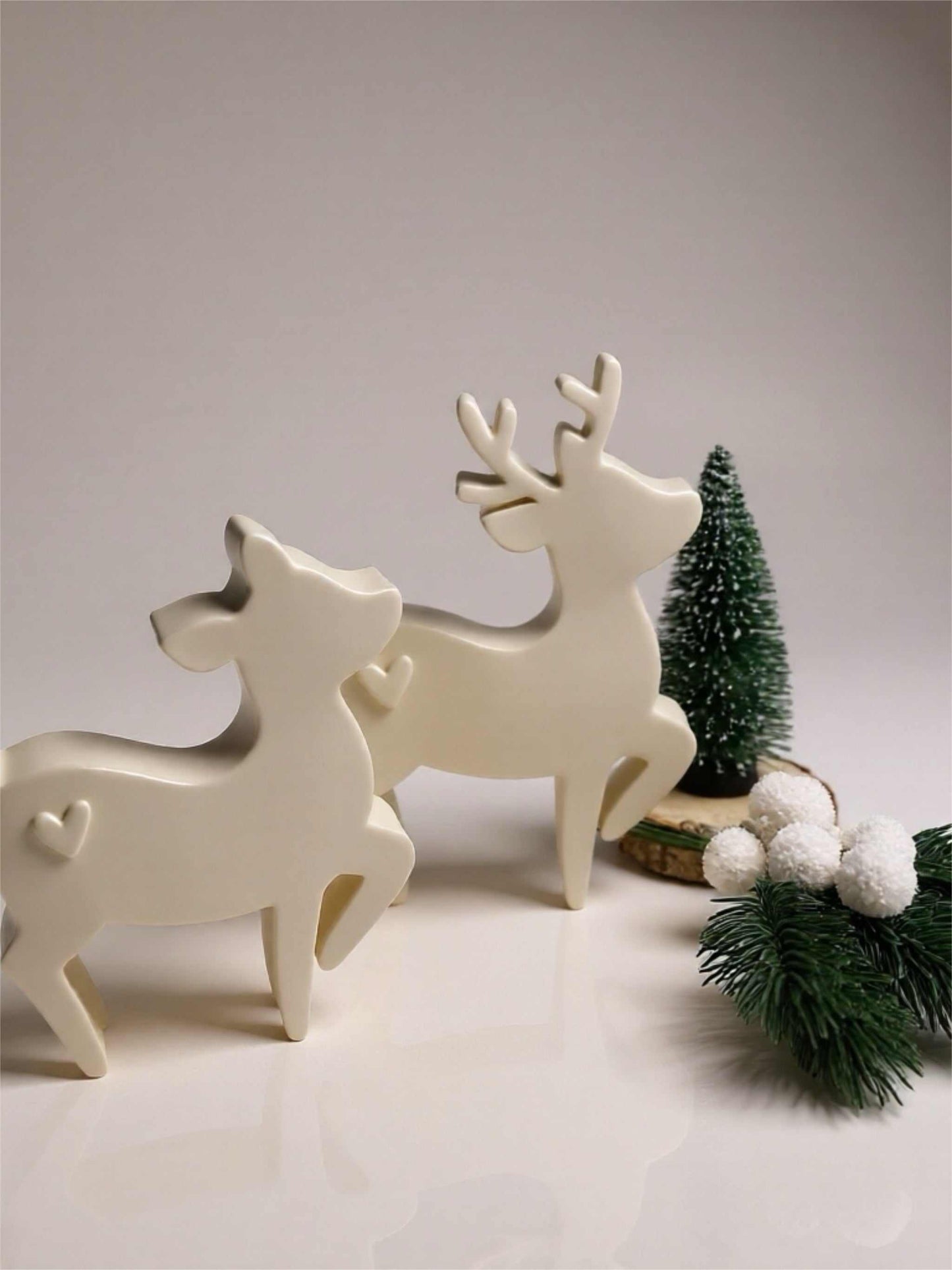 moderne Weihnachtsdeko 3D-gedruckte Rehe aus PLA in verschiedenen Farben mit minimalistischer Gestaltung