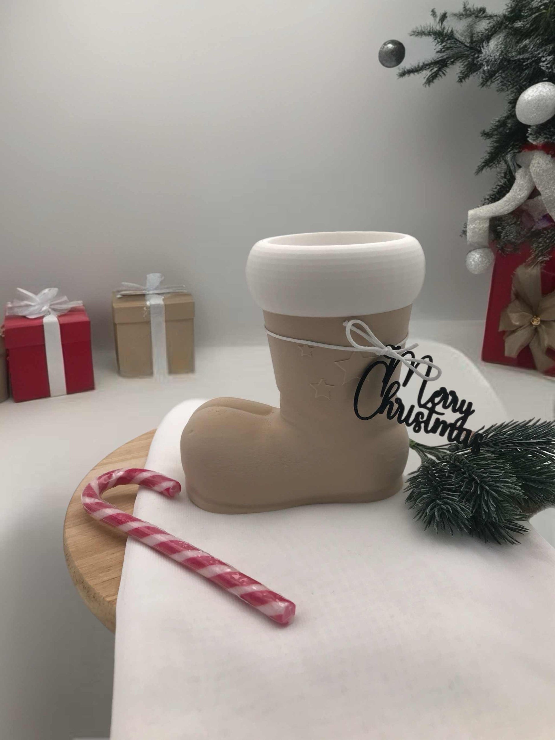 3D-gedruckter Nikolausstiefel aus biologisch abbaubarem PLA als nachhaltige Weihnachtsdekoration und Geschenkidee