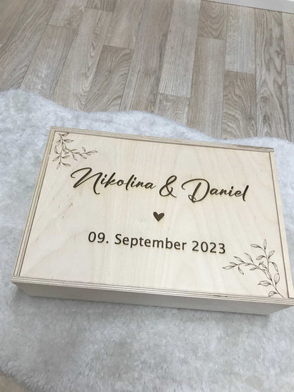 Personalisierte Erinnerungskiste für Hochzeiten