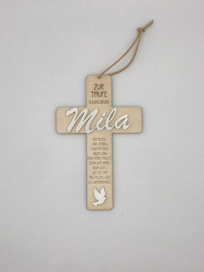 Holzkreuz mit Gravur, personalisierte Geschenkidee zur Taufe, Kommunion oder Firmung, ca. 14 x 20 cm.