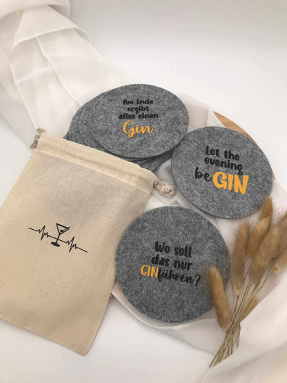 Runde Filzuntersetzer mit Gin-Sprüchen in Anthrazit und Hellgrau, perfektes Geschenk für Mädelsabend.
