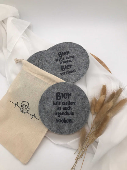 Filzuntersetzer mit Biersprüchen, anthrazitgrau, ideales Geschenk für Bierliebhaber, 13 Stück.