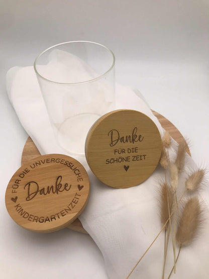 Vorratsglas mit Bambusdeckel als Abschiedsgeschenk für Erzieherin mit graviertem Dankesspruch Kindergarten Grundschule