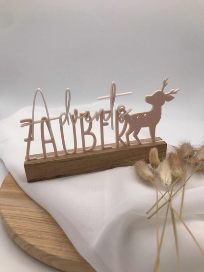 Deko-Block Adventszauber aus Holz mit 3D-gedrucktem Reh, nachhaltige Weihnachtsdekoration für Tisch oder Fensterbank