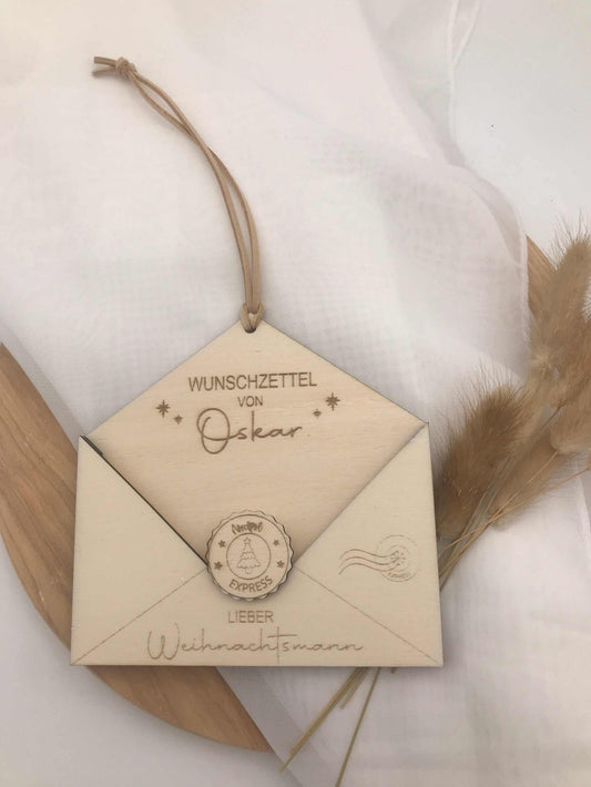 Holzbox in Form eines Briefumschlags für Wunschzettel zu Weihnachten mit Weihnachtsmann und Christkind Gravur