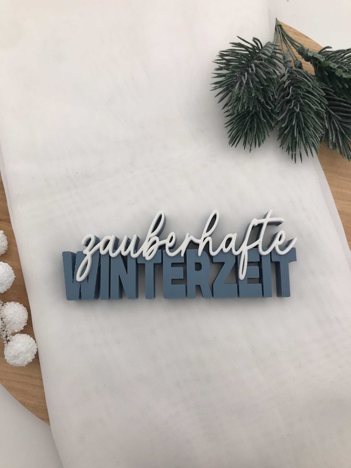 3D-gedruckter Schriftzug Zauberhafte Winterzeit aus nachhaltigem PLA für Weihnachtsdekoration
