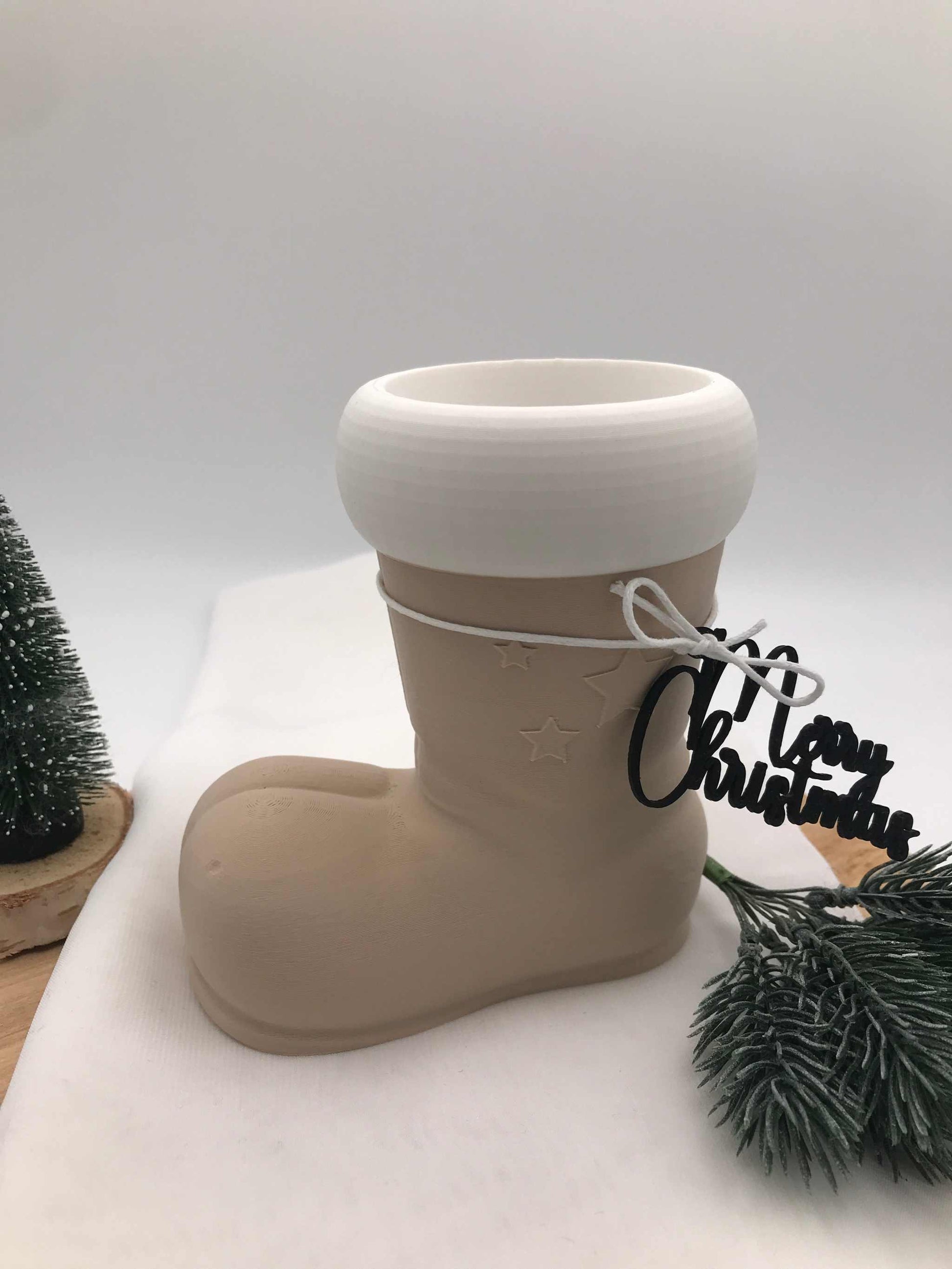 moderner Nikolausstiefel aus biologisch abbaubarem PLA im 3D-Druck, nachhaltige Weihnachtsdeko und Geschenkidee zum Befüllen