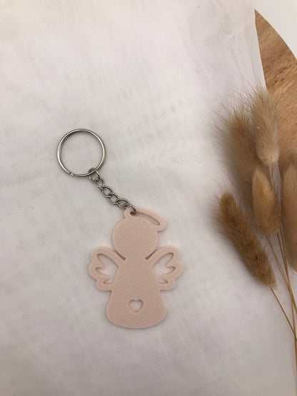 Engel Schlüsselanhänger aus nachhaltigem PLA in drei Farben als Schutzengel Geschenk und Accessoire