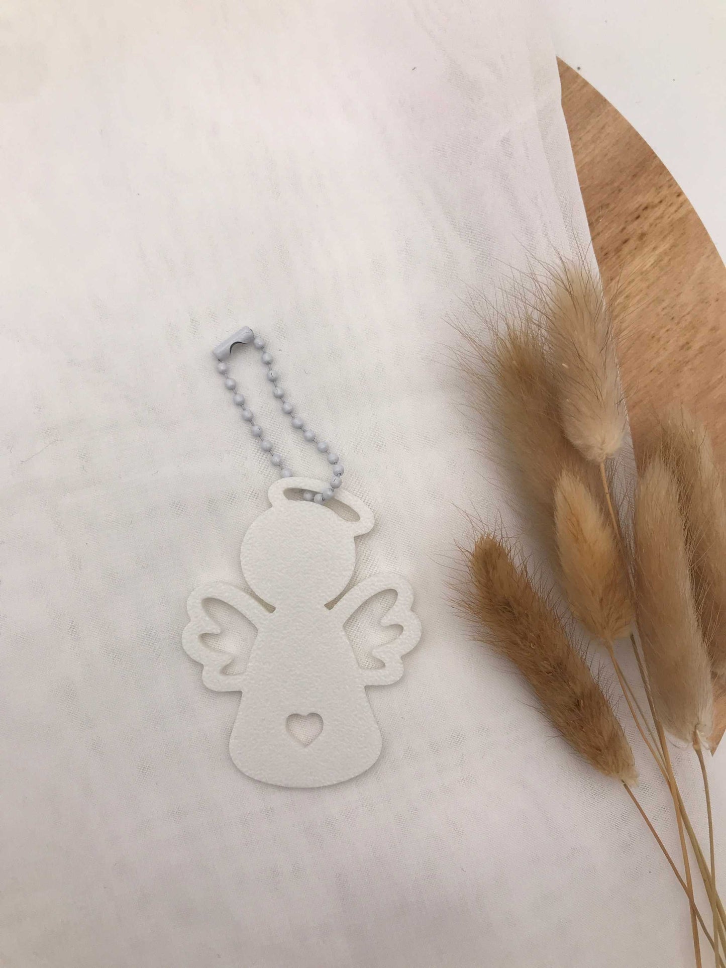 Engel Schlüsselanhänger aus nachhaltigem PLA in drei Farben als Schutzengel Geschenk und Accessoire