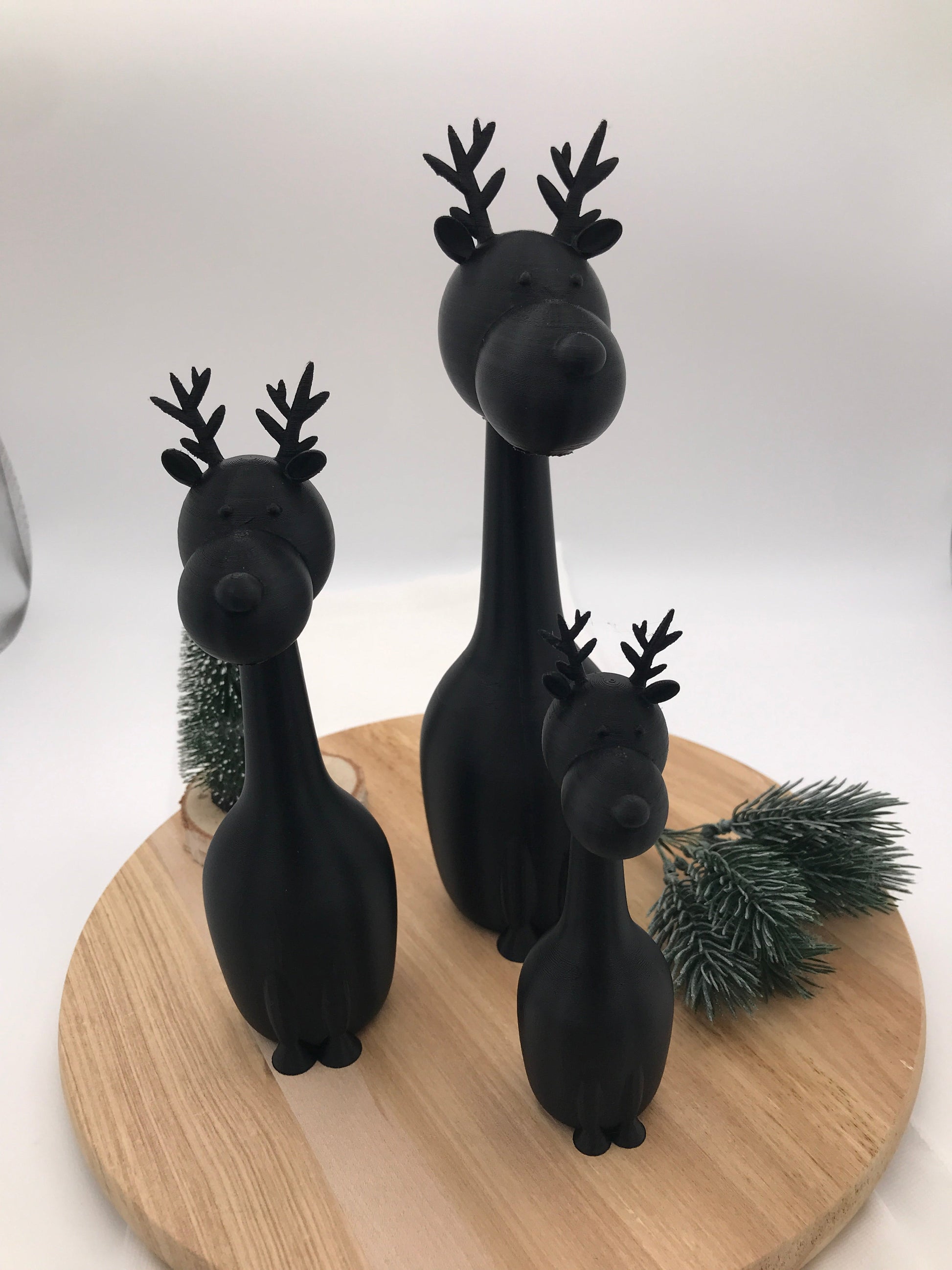3D-Druck Rentier Elchi Ole minimalistische schwarze Winterdeko in drei Größen aus PLA