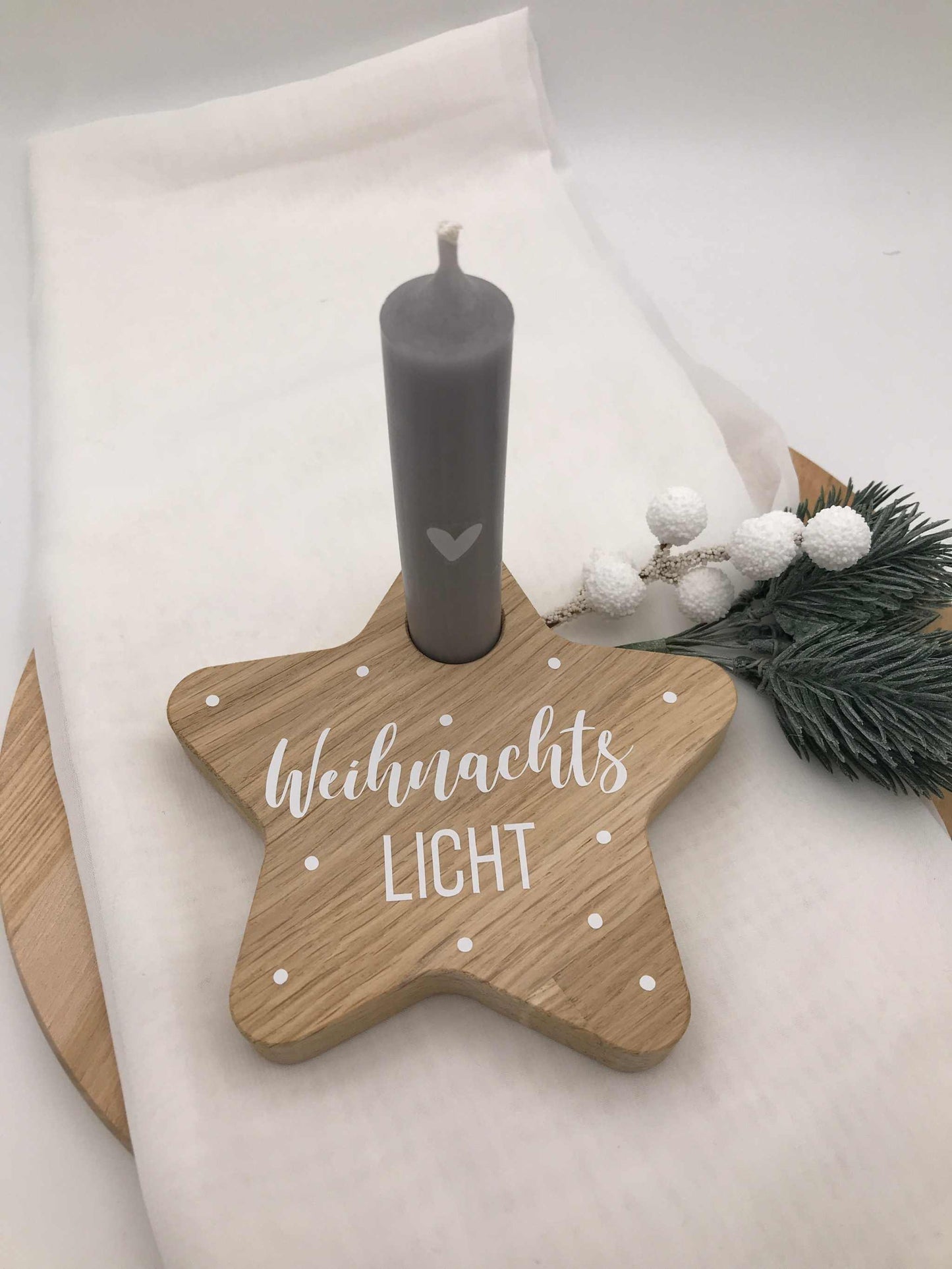 Kerzenhalter Stern aus Eichenholz – Natürliche Weihnachtsdeko für stimmungsvolles Ambiente